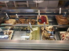 Gelateria Leoni food