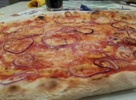 L'altra Pizzeria Giro Giusto food