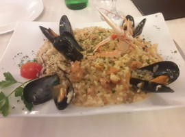 La Perla Del Mare food