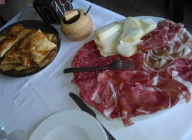 La Valle Montanara food