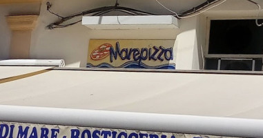 Pizzeria Mare food