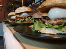 Eat Enjoy Bistrò Burger Beer food