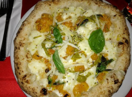 Pizzeria Lucignolo food