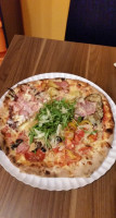 Qui Si Pizza Da Gianni food