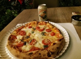 Qui Si Pizza Da Gianni food