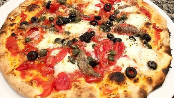 Qui Si Pizza Da Gianni food