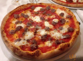 Pizzeria Pippo food