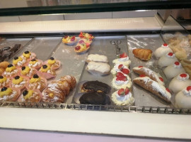 La Pasticceria Cossetti food