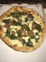 Mastro Pizza food