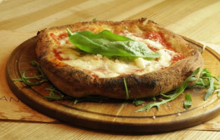 Meb Pizzeria Gourmet food