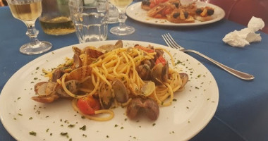 La Rimessa Del Pescatore food