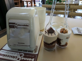 Panna Cioccolato food