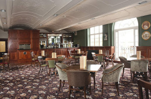 The Trent Bridge Inn inside