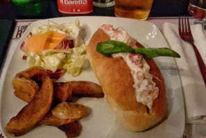 Il Baretto Lobster Burgers food