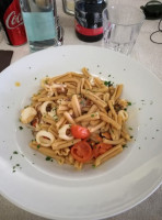 Tavola Amica food