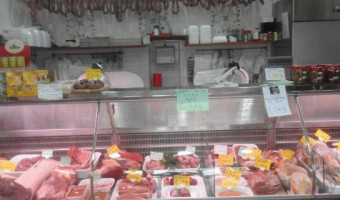 Macelleria E Salumi Tipici Atellani Antimo Valerio food