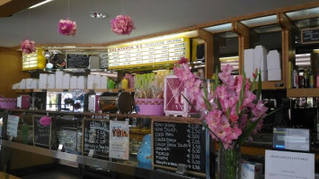 Gelateria K2 inside