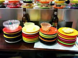 Oishii Kaiten Sushi food