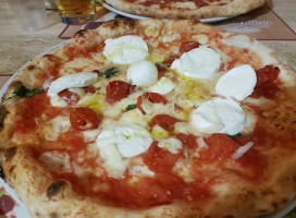 Pizzeria Donna Sofia Ai Tribunali food