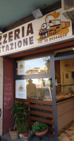 Pizzeria La Stazione food