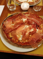 Pizzeria Santa Chiara food