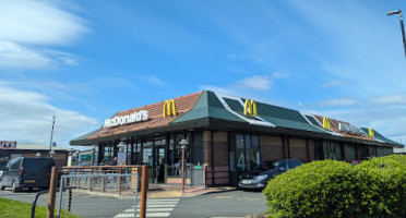 Mcdonald's outside