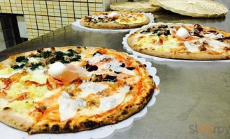 Pizzeria Le Due Fiamme Di Voria Claudio food