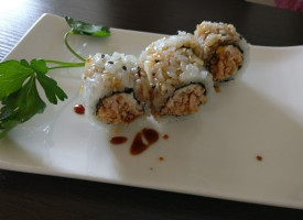 Xu Sushi food