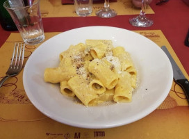 Trattoria Strozzaquintino food