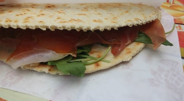 Piadineria Il Desco food