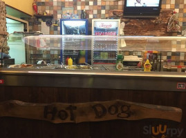 Hot Dog inside