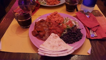 El Paradero Comida Mexicana food