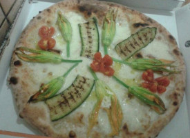 Pizzeria Vaccaro food