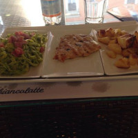 Biancolatte Bistrot food