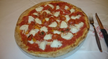 Pizzeria Al, Sole food