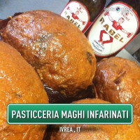 Pasticceria Maghi Infarinati food