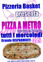 Pizzeria Basket food