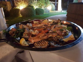 Il Corsaro Beach food