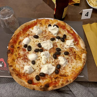 Pizzeria Forno Rosso food