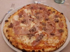 Pizzeria Orfeo food