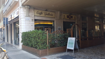 Caffe Galleria inside