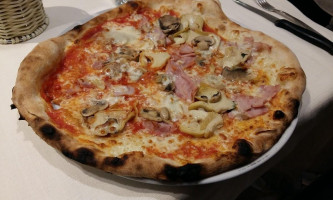 Pizzeria Ristorantino Da Roberto food