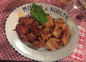 Cantina Miseria E Nobilta food