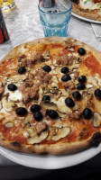 Mai Dire Pizza food