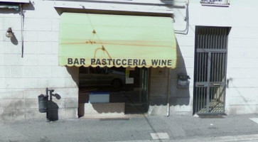 Pasticceria Wine 21 outside