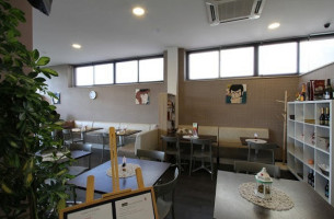 Insolito Bistrot inside