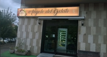 Angolo Del Gelato outside