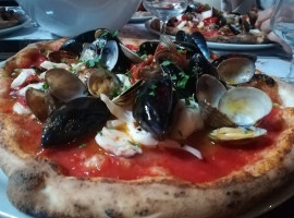 Trattoria Pizzeria F.lli Cifuni food