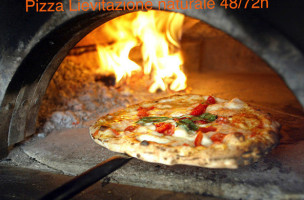 Gallo Capitale Pizza Grill food