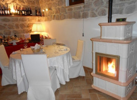 Grotta Biscia food